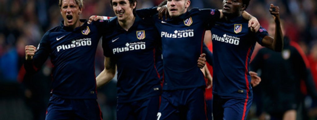 5. Промяна на мисленето
Атлетико Мадрид е познат като аутсайдера – в Испания зад грандовете Реал и Барселона и като по-малкия отбор от столицата. Всичко това обаче се промени в последните години, а „дюшекчиите“ се превърнаха в аутсайдерите, които нерядко се озовават с титла в ръце. Атлетико се превърна в безмилостния градски съперник на Реал, а сблъсъкът помежду им винаги е непредвидим. Разбира се, в това отново има пръст начинът на работа и характерът на Диего Симеоне.