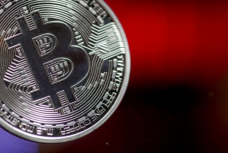 Макар идеята на въвеждането на биткойн като официална валута в Ел Салвадор да беше токенът да бъде използван масово от местните, това така и не се случи.