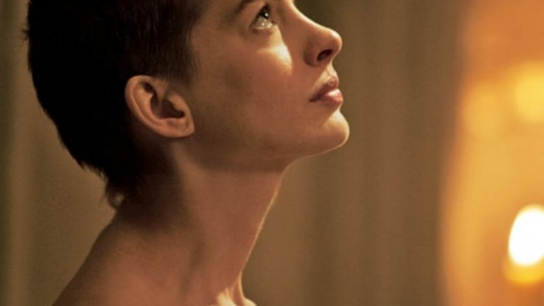 5-минутен newscast: Ан Хатауей стана майка за втори път