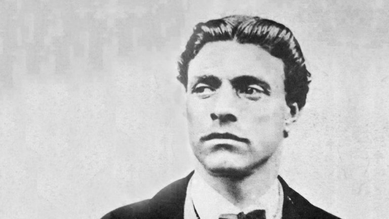 Паметта му ще бъде почетена с възпоменателни церемонии в цялата страна
