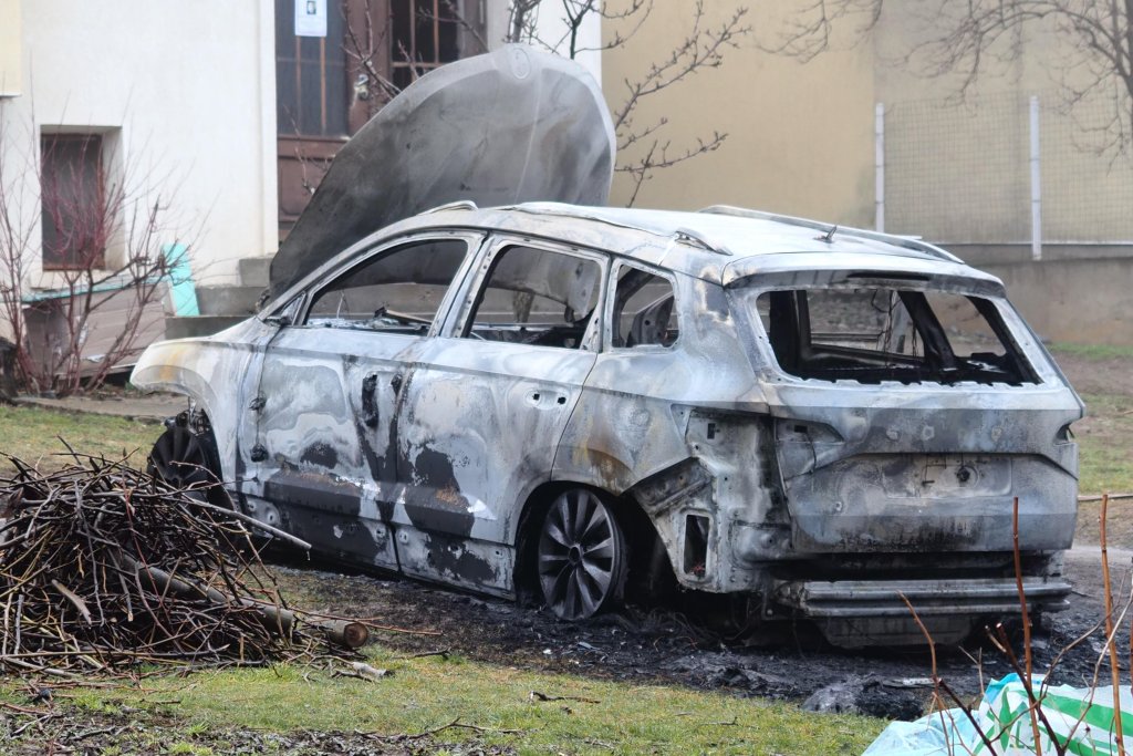 Кметът на Бистрица подозира за палежа строителната мафия