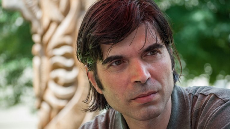 Сред игралните филми с добре написани сценарии се открояват новият проект на създателите на "Love.Net" ("Вездесъщият"); историческите "Воевода" на Зорница София и "Възвишение" на Виктор Божинов (по романа на Милен Русков); дългоочакваният филм на Радослав Спасов за Леа Иванова "Пеещите обувки"; "Безкрайната градина" на Галин Стоев и Яна Борисова.