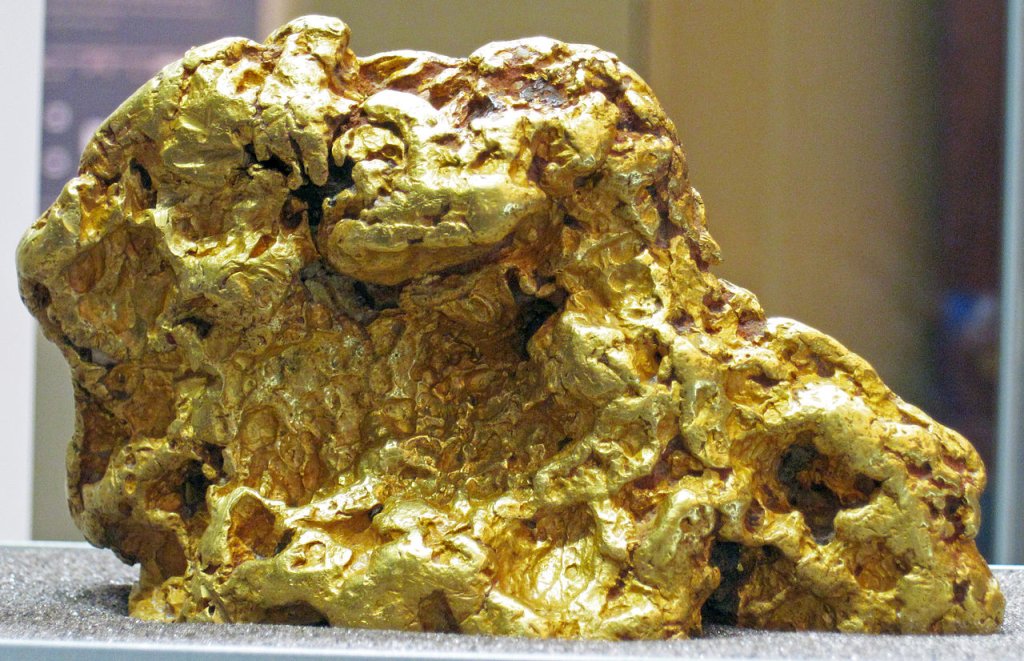 Gold_nugget_(Australia)_4_(16848647509)