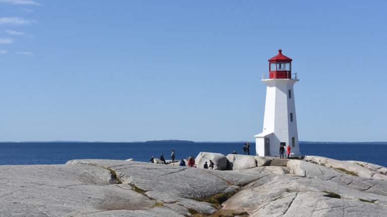 Стожер между морето и сушата: Великолепието на най-известните фарове