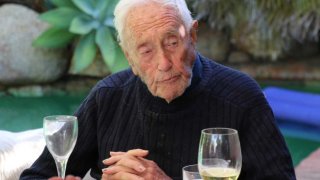 1525159182-104-year-old-academic-David-Goodall-960x540
