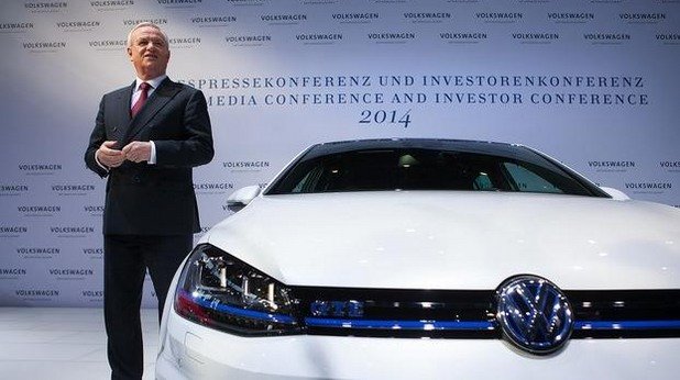 Новият шеф на VW Мартин Винтеркорн се извини за скандала, който от днес вече е глобален