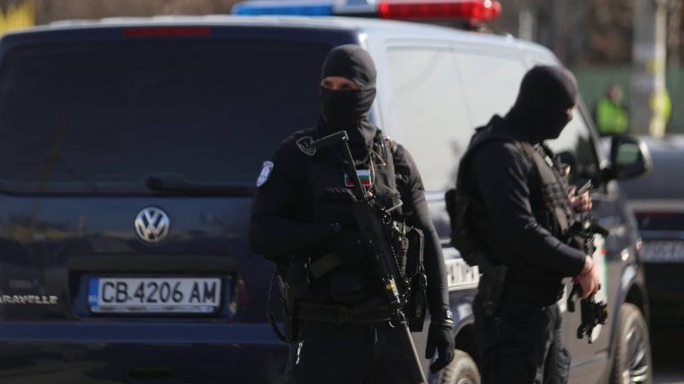 Има съмнения, че са замесени двама полицаи от Второ РПУ