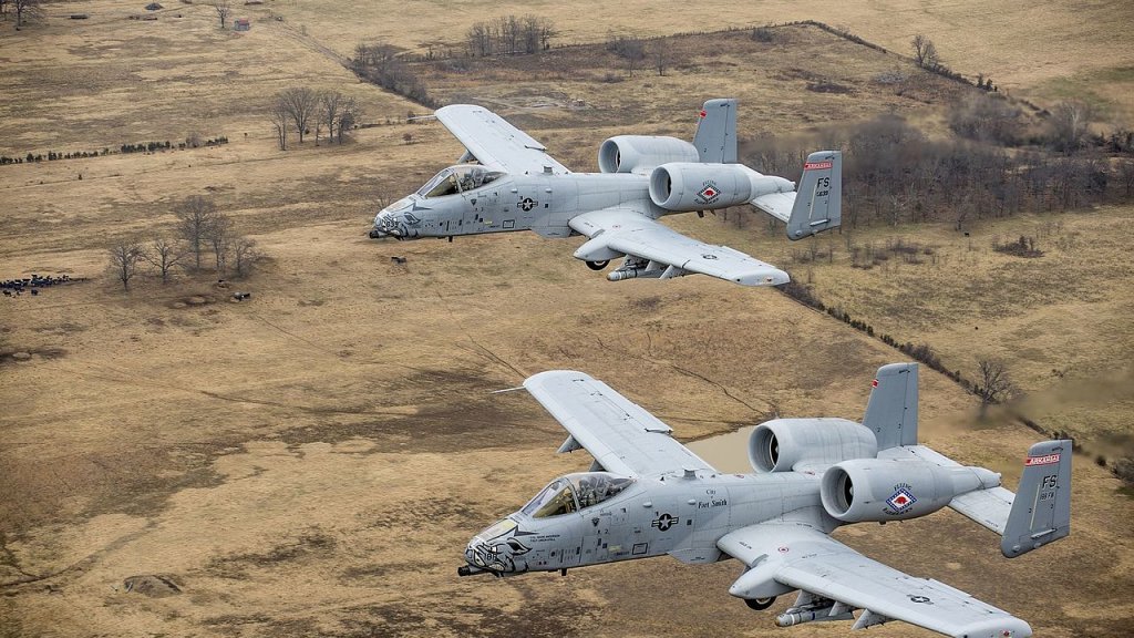 Fearsome_four-ship_188th_Warthogs_train_at_Razorback_Range_131230-F-UL677-787