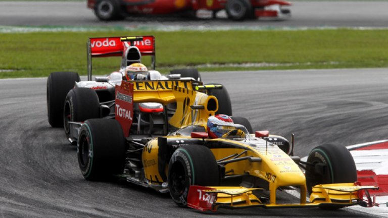 Райконен ще тества с един от болидите на Renault от 2010 година