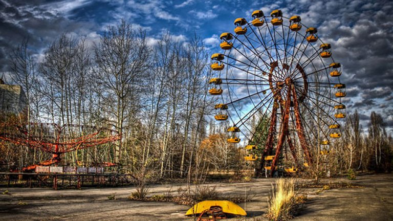 Никой няма да се качи на това виенско колело в Припят, Чернобил