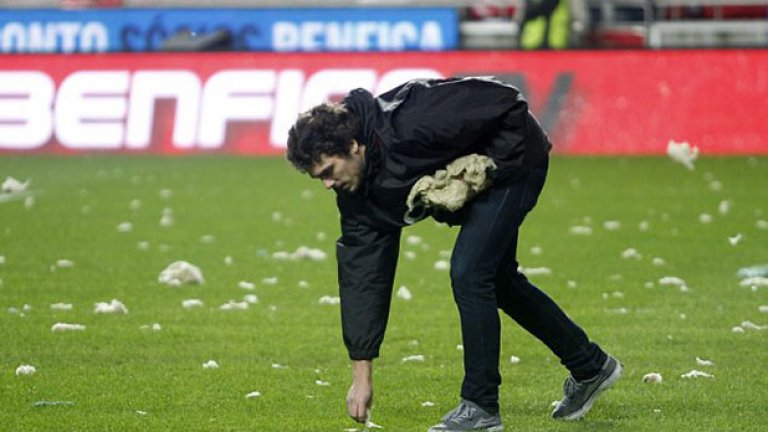 Лисабонското дерби на косъм от трагедия