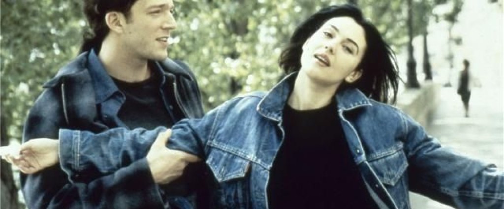 \"Апартаментът\" (L`Appartement, 1996) 
Венсан и Моника... във филма, в който са двойка. Задължително за гледане. 