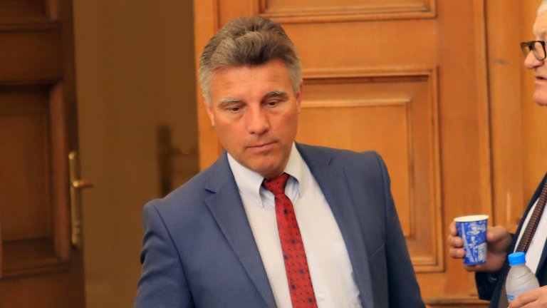 Новината идва на фона на промените, които социалистите смятат да направят при водачите на листи