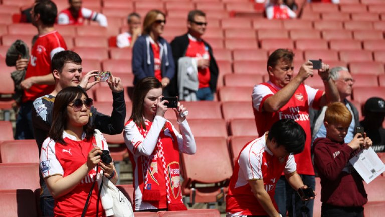 Не трябваше да подценяваме умението на Тотнъм да се самоунищожават!

Tottenham&#39;s season in one handy, 6 second video.... #THFChttps://t.co/FGDRCkWmuR&mdash; FootballFanCast.com (@FootballFanCast) May 16, 2016
