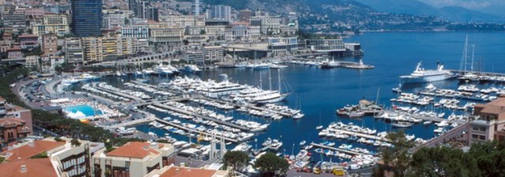 _63083782_monaco_monte_carlo_skyline