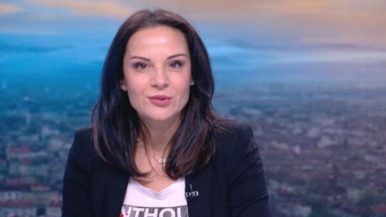 "Каза ми, че ще ме изкорми като риба и ще ме обеси на червата ми", казва актрисата