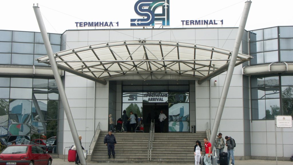 6595583-Sofia_Airport_Terminal_1_Sofia