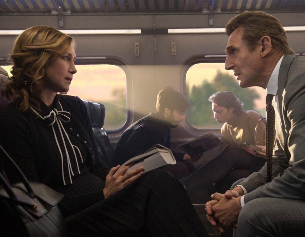 1. The Commuter – 12 януари 2018 г.

Лиъм Нийсън е много добър актьор, но за съжаление в последните години го гледаме основно в шаблонни роли. Точно такъв изглежда и случая с The Commuter, който на пръв поглед изглежда смесица между предишните му роли в Taken и Non-Stop.