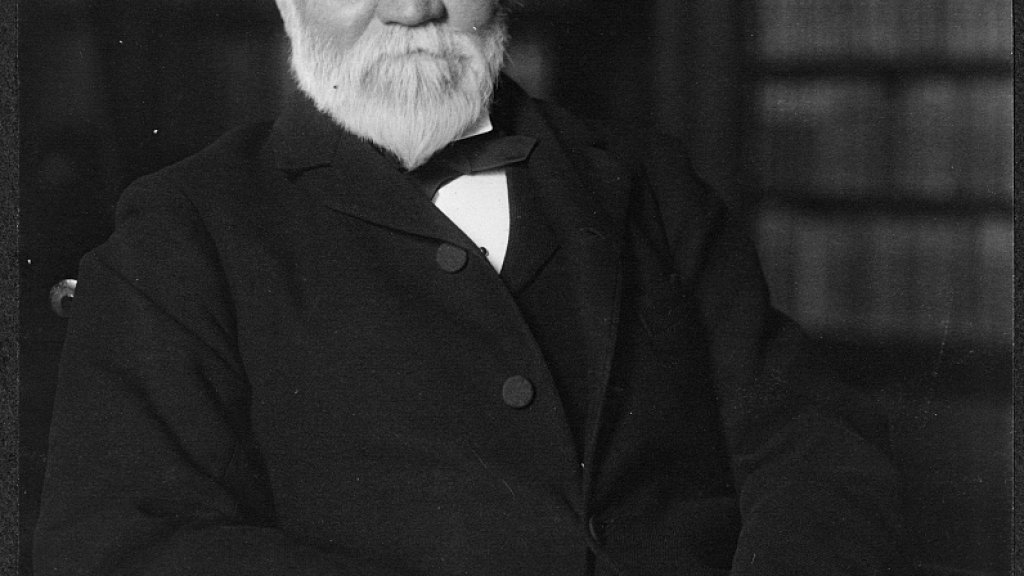 Andrew_Carnegie,_April_1905