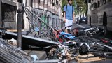 До 500 училища във Франция затварят заради погромите по ученическите протести
