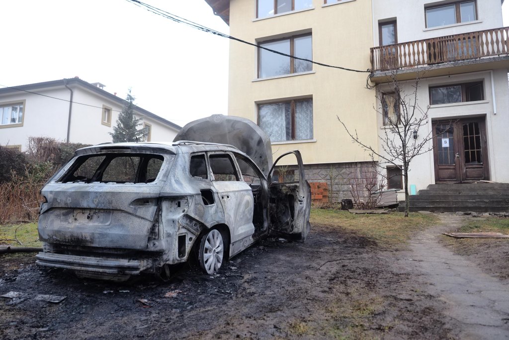 Кметът на Бистрица подозира за палежа строителната мафия