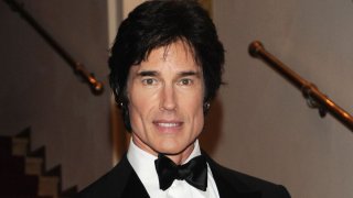 Тоя Рон Мос да не ми се прави на разбирач, да не му пратя дядо ти