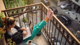 "Прибирам" се у дома... при идеалната си работа