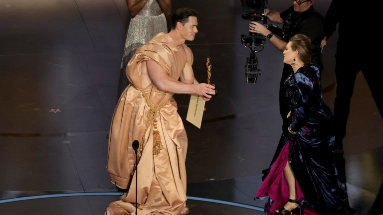 Голият Джон Сина и още няколко разсънващи момента на наградите “Оскар”