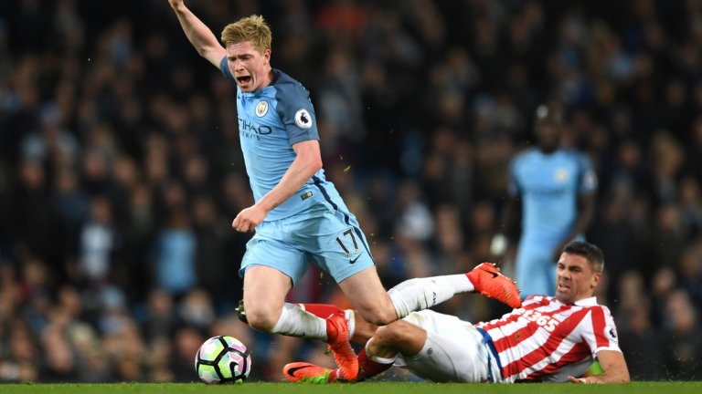 Де Бройне и останалите в синьо така и не успяха да поразят вратата на Стоук и надеждите из да преследват Челси се изпариха