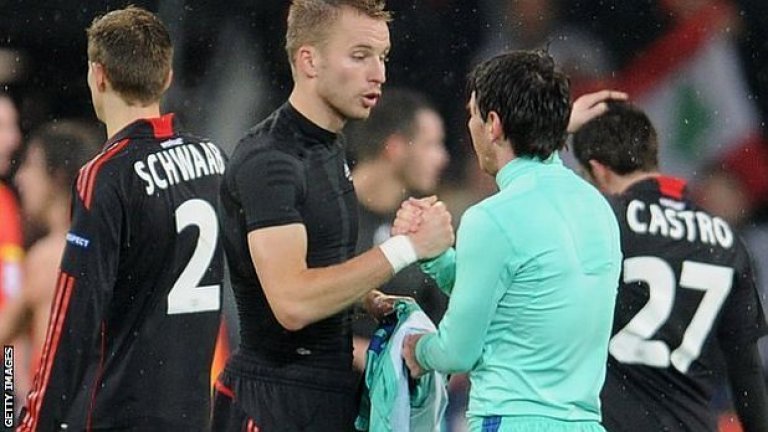 Всички искат неговата фланелка