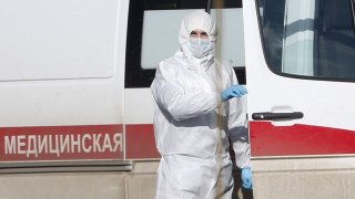 По изчисления на СЗО пандемията от COVID-19 е отнела живота на минимум 20 млн. души