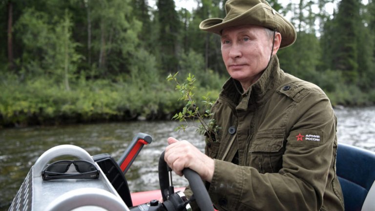 Путин на почивка в Сибир (ГАЛЕРИЯ)