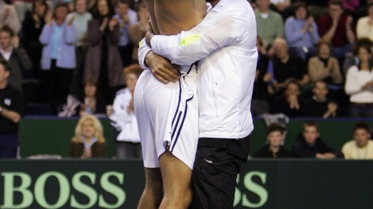 Ноле дивее след победа на Сърбия над Великобритания в Глазгоу за Купа "Дейвис".