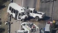 Пикап и автобус се сблъскаха челно на магистрален път в Тексас
