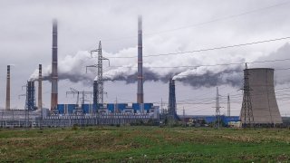 Димитровград е обгазен със серен диоксид съобщиха от Регионалната екоинспекция