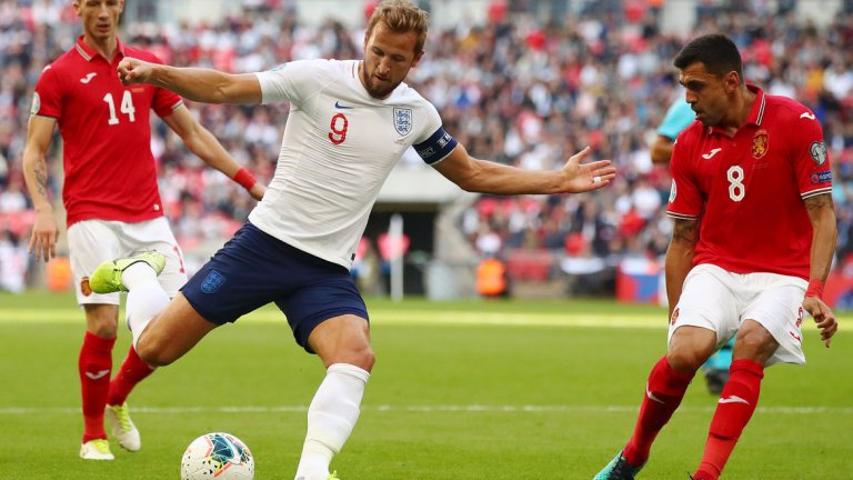 България все още има шансове за класиране на първенството, което за пръв път в историята ще се провежда из цели 12 държави на континента