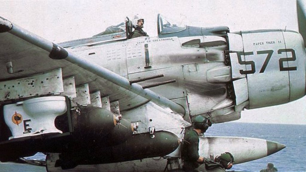 A-1H_Skyraider_of_VA-25_with_toilet_bomb-1280x720