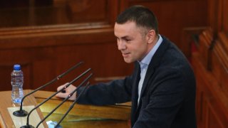 Хазарта и Костадин Костадинов влязоха в спор във Facebook