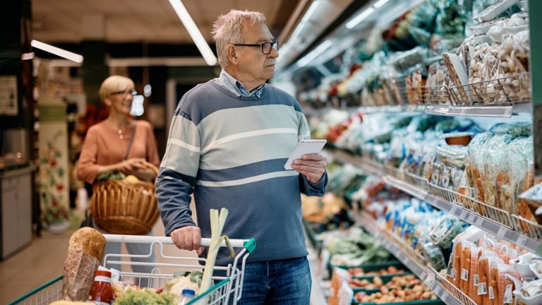 Най-сериозно е увеличението при оранжерийните домати и краставици, олиото и оризът поевтиняват