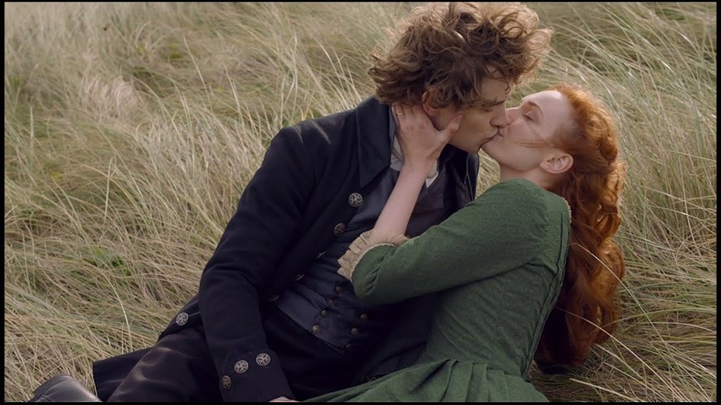 \"Полдарк\" (Poldark) 
През 1783 г., когато Рос Полдарк се завръща от Американската война за независимост в калаените си мини в Корниш, той открива, че са настъпили много промени. Баща му е мъртъв, имението му е в руини и любимата му Елизабет е сгоде