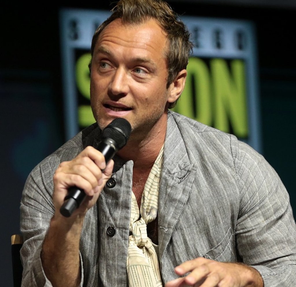 800px-Jude_Law_2018_(2)