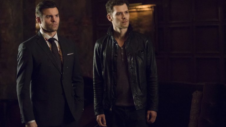 Древните / The Originals 
Спин-оф сериалът, вдъхновен от "Дневниците на вампира", приключва с петия си сезон през 2018 г. Все пак създателката на "Дневниците" Джули Плек не изключва появата на нова ТВ-продукция, която да използва герои и сюжети от вампирския франчайз.