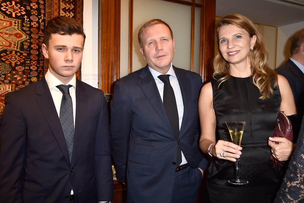 Дмитрий Шумков