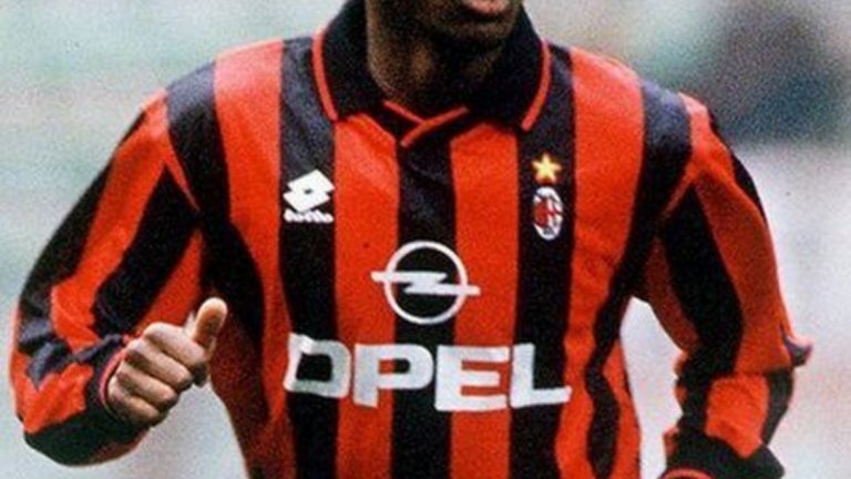 Патрик Виейра
По подобие на Пирло, Виейра също игра за Милан, Интер и Юве през кариерата си, но с доста по-различен успех. Френският гигант пристигна в Милан през 1995-а като 17-годишен талант от Кан. След само един сезон и само два мача за „росонерите“ обаче бе продаден в Арсенал, където Виейра покори сърцата на феновете на „артилеристите“ и английския футбол.