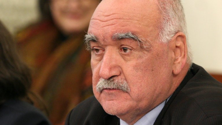 Управителят на НЗОК проф. Камен Плочев: Задълженията ни към други държави са 271 млн. лв.