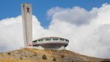 Паметникът Бузлуджа ще има нов покрив и нови прозорци, но дотам