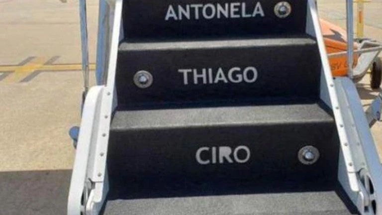 В самолета на Меси: Снимки отвътре на суперлуксозния Gulfstream V