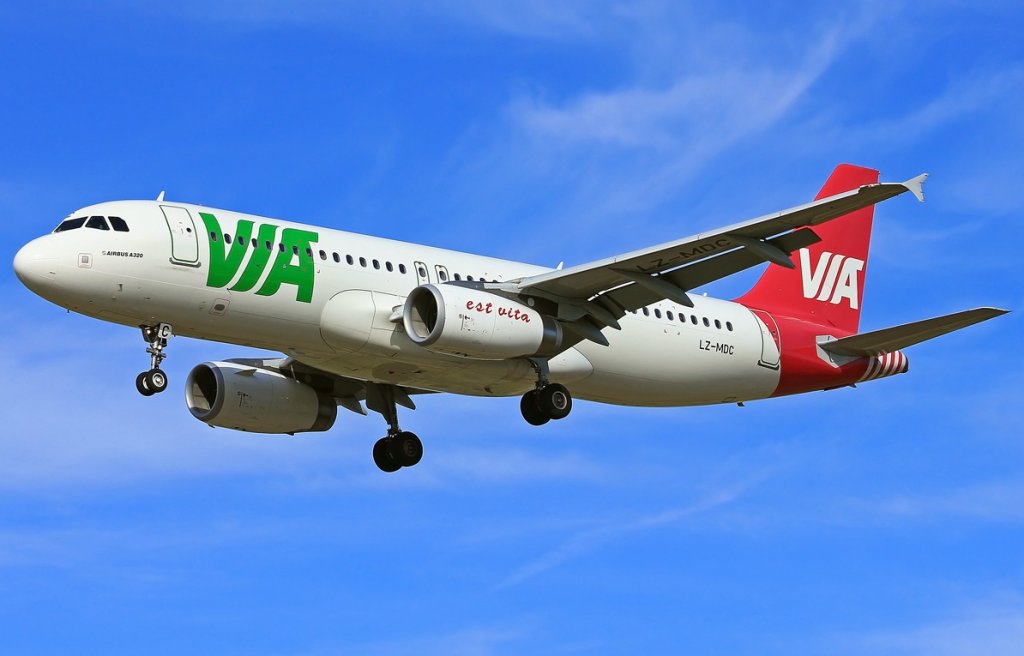 Air-Via-Airbus-A320-200