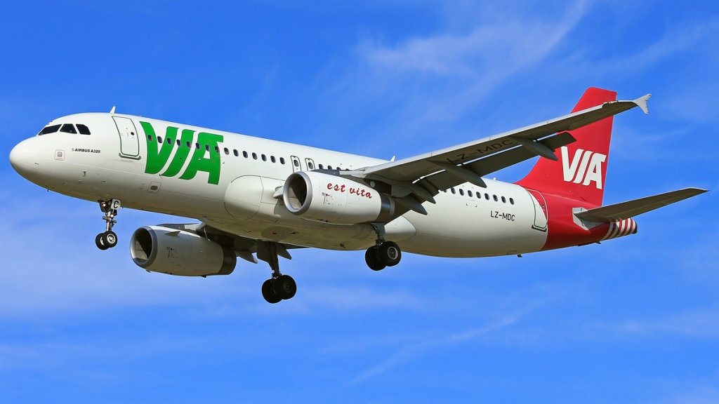 Air-Via-Airbus-A320-200