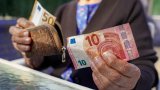 По-високи пенсии от юли: Какво се променя и кога започва плащането им